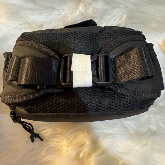 Black Fanny Pack-Pickle Ball Waist Bag - Picture 4 of 7